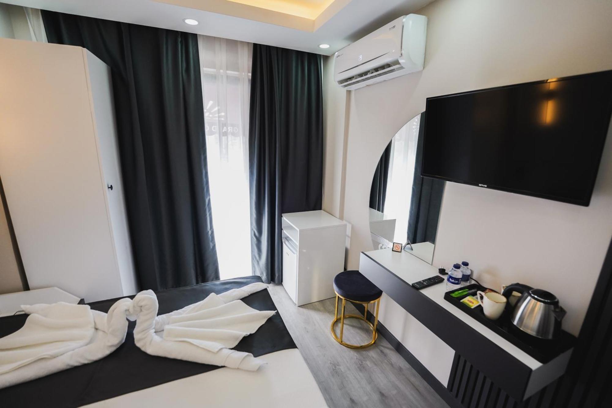 Grand Oezer Hotel Istanbul Ngoại thất bức ảnh