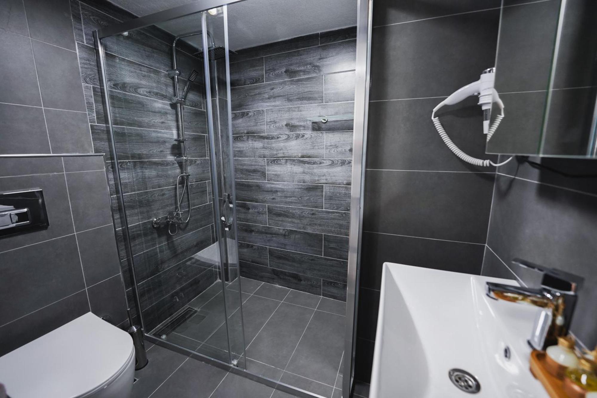 Grand Oezer Hotel Istanbul Ngoại thất bức ảnh