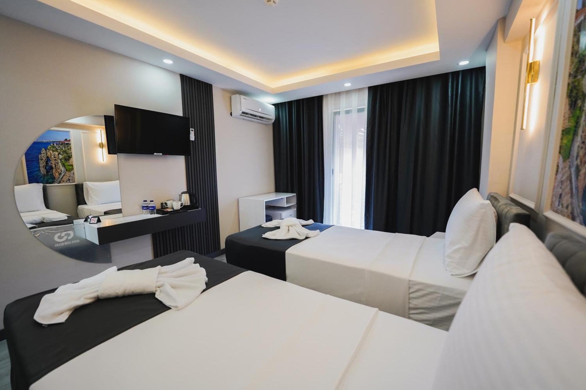 Grand Oezer Hotel Istanbul Ngoại thất bức ảnh